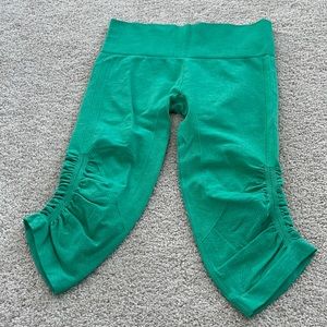 Lululemon cropped green leggings